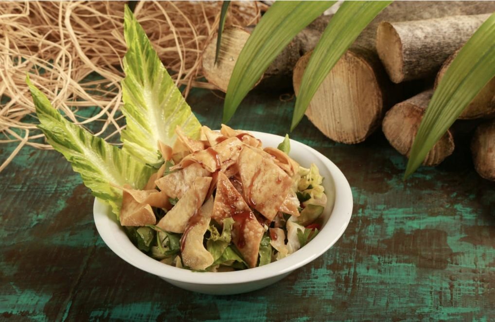 Fettuş Salatası